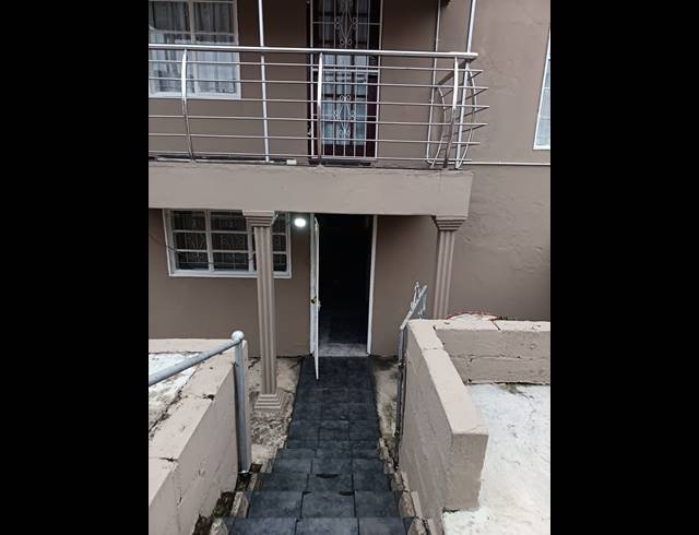 3 BEDROOM FREESTANDING FOR SALE IN NORTHDALE